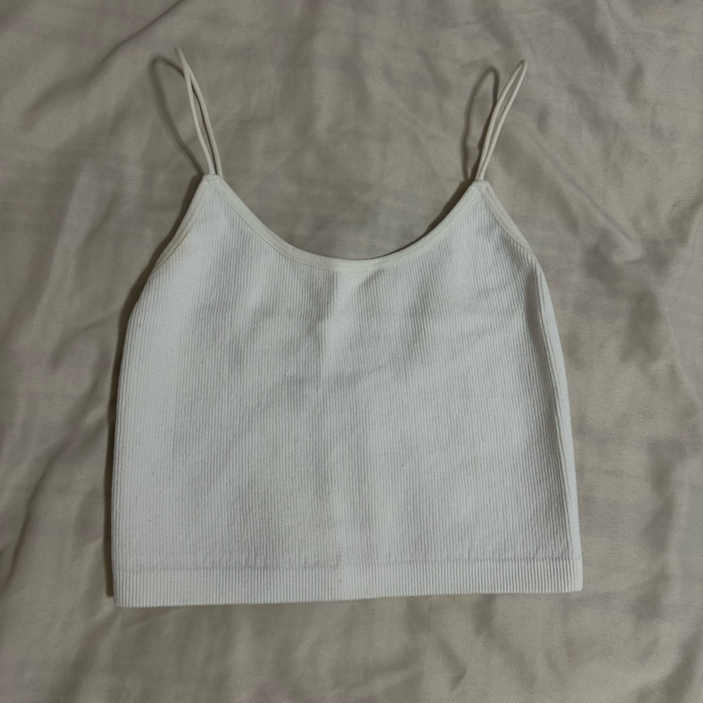 White Top - Picture 2 of 4
